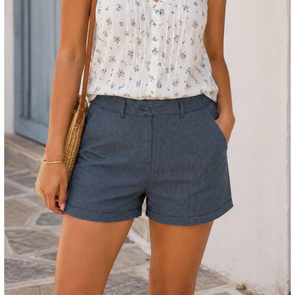 The Limited Sz 14 Women's Black Dotted Mid Rise Midi Chino Shorts